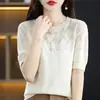Nueva Moda Primavera y Verano 2026 Camiseta de Punto de Algodón 100% con Cuello Redondo, Manga Corta, Color Sólido, Hueca con Forma de Diamante para Mujeres Elegantes que Van al Trabajo