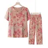Conjunto elegante de manga corta de verano para madres, conjunto de dos piezas para mujeres de mediana edad y mayores, top holgado estilo abuela y pantalones cortos transpirables