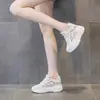 Zapatillas Chunky de Plataforma para Mujer con Aumento Oculto de Altura, Malla Transpirable, Suela Gruesa, Modelo Popular para el Verano de 2026, Zapatos Deportivos de Malla para Mujer, Tenis Blancos