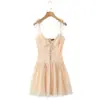 Estilo Europeo y Americano Estilo Ballet Francés Sexy Hottie Cuello en V Bordado de Encaje Lazo en la Cintura Falda Abullonada Vestido de Tirantes