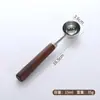 Colher de medida em aço inoxidável 304 com cabo de madeira de nogueira, tamanhos de 15ml e 30ml, para medir ingredientes em confeitaria, leite em pó e café
