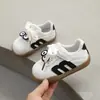 Zapatos Infantiles Forrest Gump Primavera y Otoño 2026 Nuevos Ligeros Moda para Niñas Tenis Casuales Versátiles Zapatos para Correr para Niños