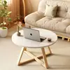 Mesa de Centro Simples para Apartamento Pequeno Sala de Estar Combinação para Casa Mesa Lateral de Sofá Varanda Madeira Maciça Minimalista Mesa Redonda Pequena Mesa de Chá Madeira Maciça