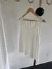 Chal sin mangas casual de borde con volantes de cuello de cisne y remaches, estilo Dongdaemun coreano