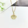 Collar de Acero Inoxidable para Mujer Joyería de Nicho Versátil Colgante de Cobre Cadena Elegante para Clavícula Joyería Cadena de Lujo Ligero