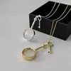 Collar Colgante de Llave Lupa para Mujer, Diseño de Nicho de Lujo Ligero con un Toque de Alta Gama, Cadena Larga para Suéter Estilo Vintage Old Money
