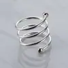 Anillos para Servilletas Huecos de Metal de Lujo Creativo Transfronterizos para Decoración de Mesa de Hotel y Restaurante Venta al por Mayor