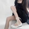 Calcetines finos de primavera y verano con diseño de rosas blancas cremosas y huecos, calcetines Pure Desire Girl, calcetines de encaje con tiras de lazo.