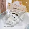 Pequeños regalos de fiesta empaquetados individualmente, lindos colgantes de peluche, muñecos de dibujos animados, muñecos para lanzar en bodas, recuerdos de fiesta y decoraciones colgantes