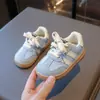 Zapatos para niños, colección de primavera, zapatos para bebé, estilo primavera/otoño, para bebés de 1 a 3 años, zapatos para niños pequeños, zapatos de suela blanda para mujer