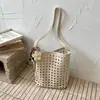 Moda Casual de Verano 2026 Bolso de Hombro Único con Textura Tejida Hueca Simple Relajado para Debajo del Brazo