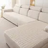 Atravessando Fronteiras Russo Quente Venda Outono e Inverno Espessado Antiderrapante Flanela Almofada de Sofá Pelúcia Quadrada Assento Almofada Fabricante Atacado