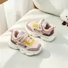 27-31 Estilo Nuevo Zapatos Pequeños y Medianos para Niños Superficie de Cuero Niños y Niñas Zapatos Deportivos para Bebé Suela Ligera Niños Niñas Correr