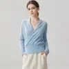 Suéter de cachemira 2026 invierno nuevo estilo cuello cruzado para mujer capa base versátil ajuste holgado adelgazante jersey suéter cálido
