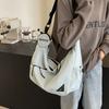 Bolsa de Lona de Grande Capacidade para Mulheres 2026 Nova Versátil Casual Simples Bolsa de Bolinho de Massa Bolsa Transversal de Alta Qualidade Tendência