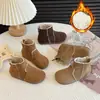 Botas sencillas de media caña de gamuza estilo coreano para niñas 2025 Otoño Nuevo estilo Botas de algodón para bebé niña Botas de cuero pequeñas de suela blanda para niñas