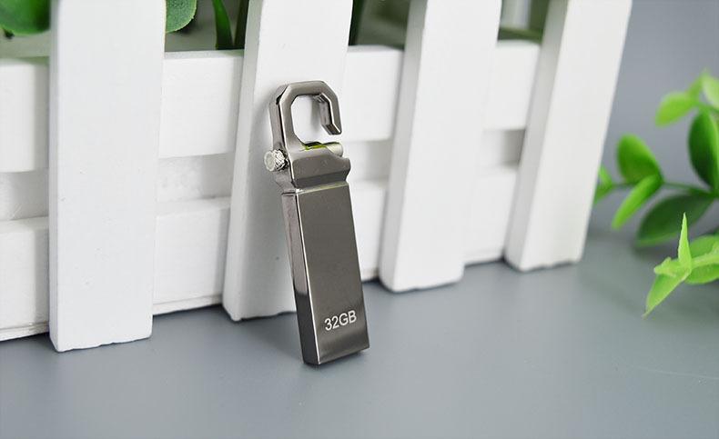 3598919481_115792526