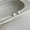 Brincos de gota em prata de lei 925 para mulheres, adequados para o uso diário, design único com um toque de luxo, novos brincos de verão frescos