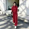 Conjunto Esportivo de Alta Qualidade Estilo Coreano para Mulheres 2024 Nova Moda Outono/Inverno Moletom que Reduz a Idade Conjunto Casual Elegante de Duas Peças