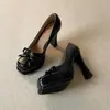Mocasines de Estilo Retro para Viajar, Zapatos Pequeños de Cuero Versátiles para Mujer, Nuevo Estilo Otoño Tacones Altos Negros con Tacón Grueso y Lazos