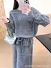 Conjunto de Tricô Casual para Mulheres, Novo Conjunto de Duas Peças de Suéter e Saia Outono/Inverno, Solto, Macio, Emagrecedor, Fashion e Casual