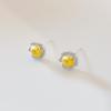 Brincos de Orquídea Frescos e Pequenos Estilo Mori para Mulheres Versátil Distinto Moda Luxo Leve Exquisite Simples Flor Dourada