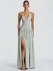 Vestido de noite estilo europeu e americano com gola halter, decote em V profundo, saia longa plissada, fenda alta, elegante vestido para festa e sessão de fotos na praia