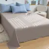 Venta al por mayor del fabricante Funda de edredón individual para dormitorio de estudiante, cama individual, fundas de edredón de 1.5 m, edredón para niños 180, sábana 150X200X230