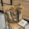 Bolsa Tote Listrada em Cores Dopamina de Verão para Mulheres Férias na Praia Estilo Casual Preguiçoso Adereço para Foto de Fada Pequena Bolsa de Ombro