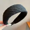 Diadema de Borde Ancho para Otoño e Invierno Estilo Coreano para Mujer Diadema Alta para la Parte Superior de la Cabeza Hace que la Cara Parezca Más Pequeña Sensación de Alta Calidad Pinza para el Cabello Accesorios para el Cabello Antideslizante Pinza para el Cabello Goma para el Cabello