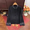 Jaqueta Bordada Jacquard Estilo Chinês 2025 com Gola Alta, Cardigã Versátil de Cor Sólida, Blusa Moderna para Mulheres, Coleção Primavera 2026