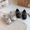 Zapatos de Cuero para Niñas 2026 Otoño Nuevos Zapatos Infantiles Zapatos de Princesa para Niña Pequeña Mocasines de Suela Suave Zapatos de Bebé de Moda
