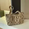 Bolso de hombro de lunares estilo coreano nuevo, gran capacidad, ligero, adecuado para yoga, deportes, versátil para el trabajo diario y se puede usar como bolsa de mano