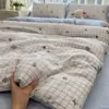 Conjunto de Roupa de Cama Macio e Amigo da Pele na Cor Creme, Peça Popular Transfronteiriça, Capa de Edredom Individual, Lençol de Cama para Quarto de Estudante, Conjunto de Roupa de Cama de Quatro Peças