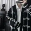 Suéter cárdigan de cuadros estilo callejero de invierno para adolescentes, holgado y moderno, estilo coreano y japonés, chaqueta de punto popular en línea