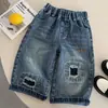 Calça Comprida Infantil 2026 Nova Chegada Outono Jeans Lavado de Bambu para Meninos e Meninas Calça Versátil de Barra Reta Tendência