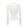 Camiseta de Manga Larga con Cuello Halter de Dos Tonos Falsa de Dos Piezas para Mujer, Nuevo Estilo Otoño 2026, Camiseta Básica Ajustada de Cuello Cuadrado para Chica Popular