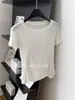 39,1% Lyocell 6,9% Seda de Amoreira Camiseta de Manga Curta Macia de Alta Qualidade Feminina Cor Pura Slim Top Interno Verão 2025
