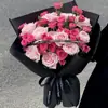 Exquisita Flor de Jabón Simulada Lichi en Polvo Cubo de Abrazo de Alta Gama para Novia Regalo de San Valentín Cumpleaños Ramo de Flores Eternas
