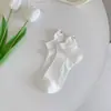 Meias Cano Curto Antiatrito com Laço para Primavera e Verão para Mulheres, Malha Fina Respirável Invisível, Estilo Japonês Fofo Versátil Confortáveis
