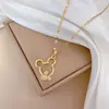 [Acero de Titanio] Diamante Completo Hueco Mickey Lujo Ligero Elegante Impresionante Collar de Diamante Completo Cadena para Clavícula Versátil para Mujer Cadena de Acero de Titanio