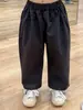Otoño 2024 nueva ropa infantil coreana para niñas estilo chica popular camiseta corta con orejas de madera pantalones negros pantalones rectos