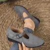 Sapatos Femininos Tamanho Grande para Comércio Exterior, Novo Estilo Outono, Estilo Europeu e Americano Transfronteiriço, Bico Fino, Boca Rasa, Fivela, Anabela, Mocassins Atacado