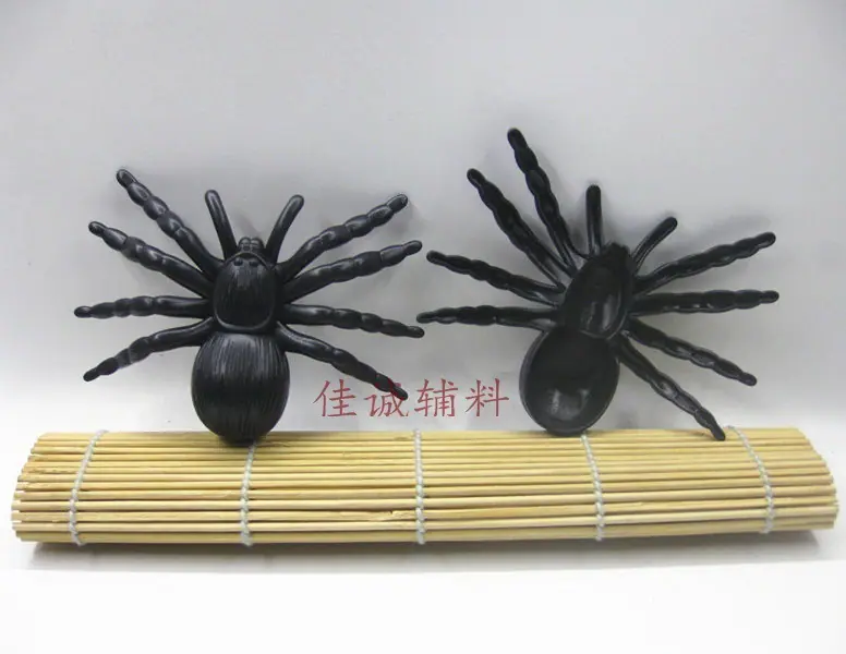 大蜘蛛半畔小11CM