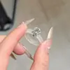 Nuevo Diseño Estilo Chino, Exquisito y Versátil, Estilo Nacional de Moda, Diseño de Nicho, Impresionantemente Hermoso y Elegante, Anillo Brillante para Mujer
