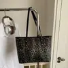 Cross2026 Bolso Nuevo para Mujer de Gran Capacidad Bolsa de Compras Bolso de Hombro Único de Alta Gama Bolso Tote de Mano a la Moda