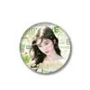 Insignia de doble brillo de la nueva mascota de Ju Jingyi con estampado de oro en relieve y diseño colorido, Pin de hojalata de celebridad