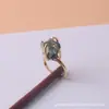 Anillo Ajustable de Piedra Preciosa Cristalina Curativa Europeo y Americano Anillo de Garra Irregular Chapado en Oro Joyería Anillo