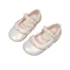 Zapatos de Cuero de Color Sólido para Niñas Moda Primavera y Otoño 2026 Zapatos de Princesa con Malla y Perlas Planos de Rendimiento para Niñas Pequeñas