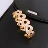 Pulsera Abierta Minimalista con Patrón Hueco en Forma de Corazón, Estilo Europeo y Americano, Pulsera Versátil, Joyería Simple y de Moda para Mujeres, Venta al por Mayor